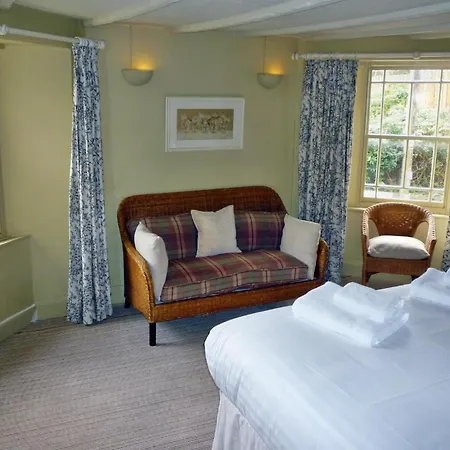 Royal Oak Inn